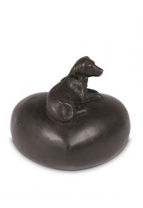 Bronzen mini urn 'Hond op kussen'