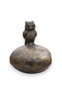 Bronzen mini urn met uil