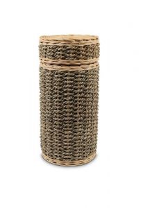 Handgeweven rieten urn - bruin