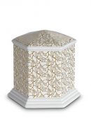 Mini urn van porselein 'Esagono' | Pure Gold bladeren