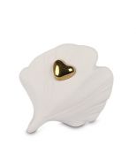 Keramische mini urn witte schelp met gouden hart